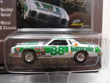 DARRELL WALTRIP #88 GATORADE GRAND PRIX    JOHNNY LIGHTNING STOCK CAR LEGENDS