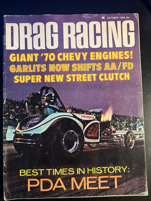 Vintage October 1969 Drag Racing Magazine, GIANT 'Chevy Engines! Garlits AA/FD
