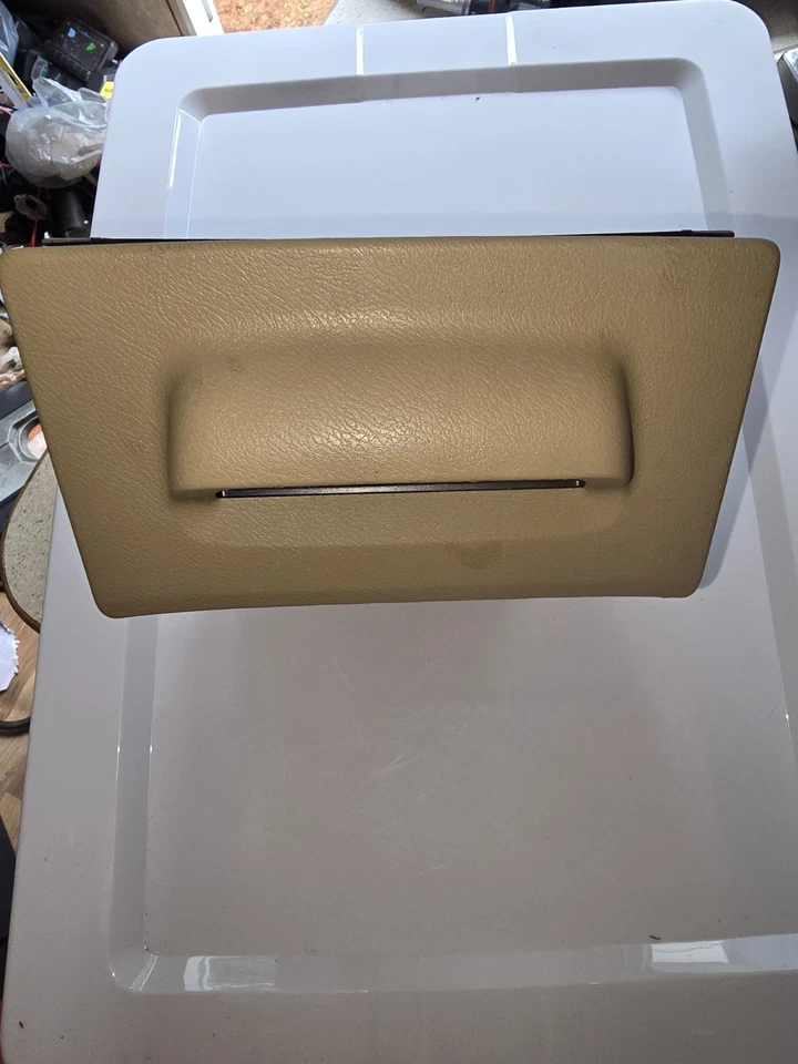 Оригинальный бежевый центральный поддон для напитков на приборную панель подстаканник для Honda Odyssey 2005-2010 годов выпуска - Изображение 2 из 4