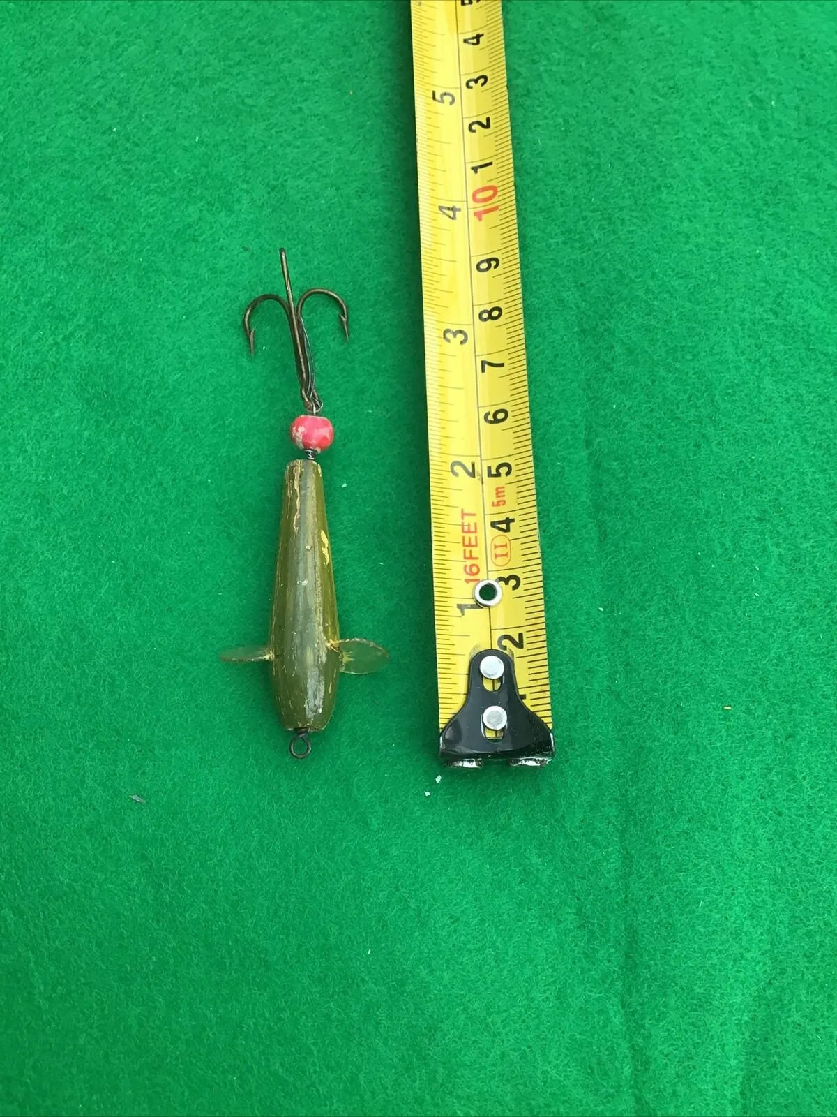 Vintage Hand Painted Set Of Five-Fishing Hooks.  Minnow Wooden Spinners In Box - Image 4