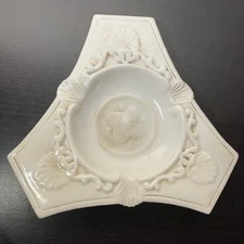 VTG Porcelain Ceramic Ashtray Made In Italy Clamshell Foliage MCM White Ivory