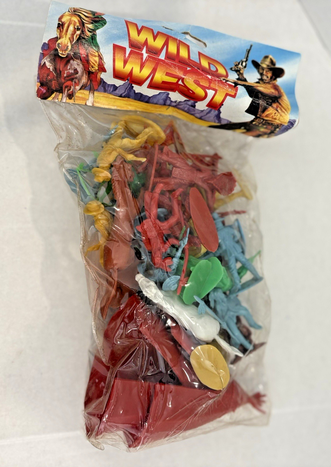 Vintage Kids Goods Wild West Cowboys and Indians Plastic Figures