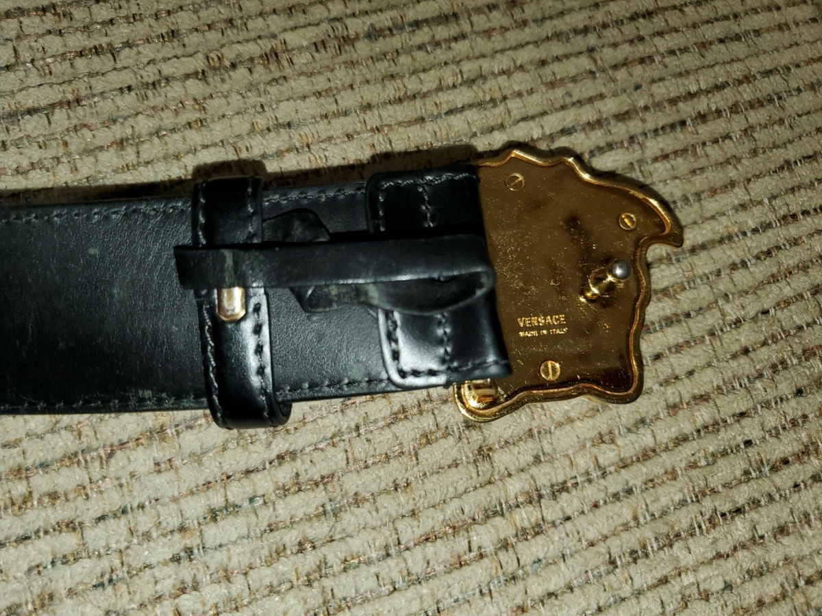 100 Authentic Versace leather Medusa Mens Belt Dcu4140dvtp1 100 40 black gold