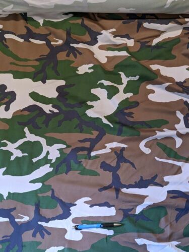 nylon lycra stretch camouflage camo fabric material buy by the yard - Afbeelding 1 van 2