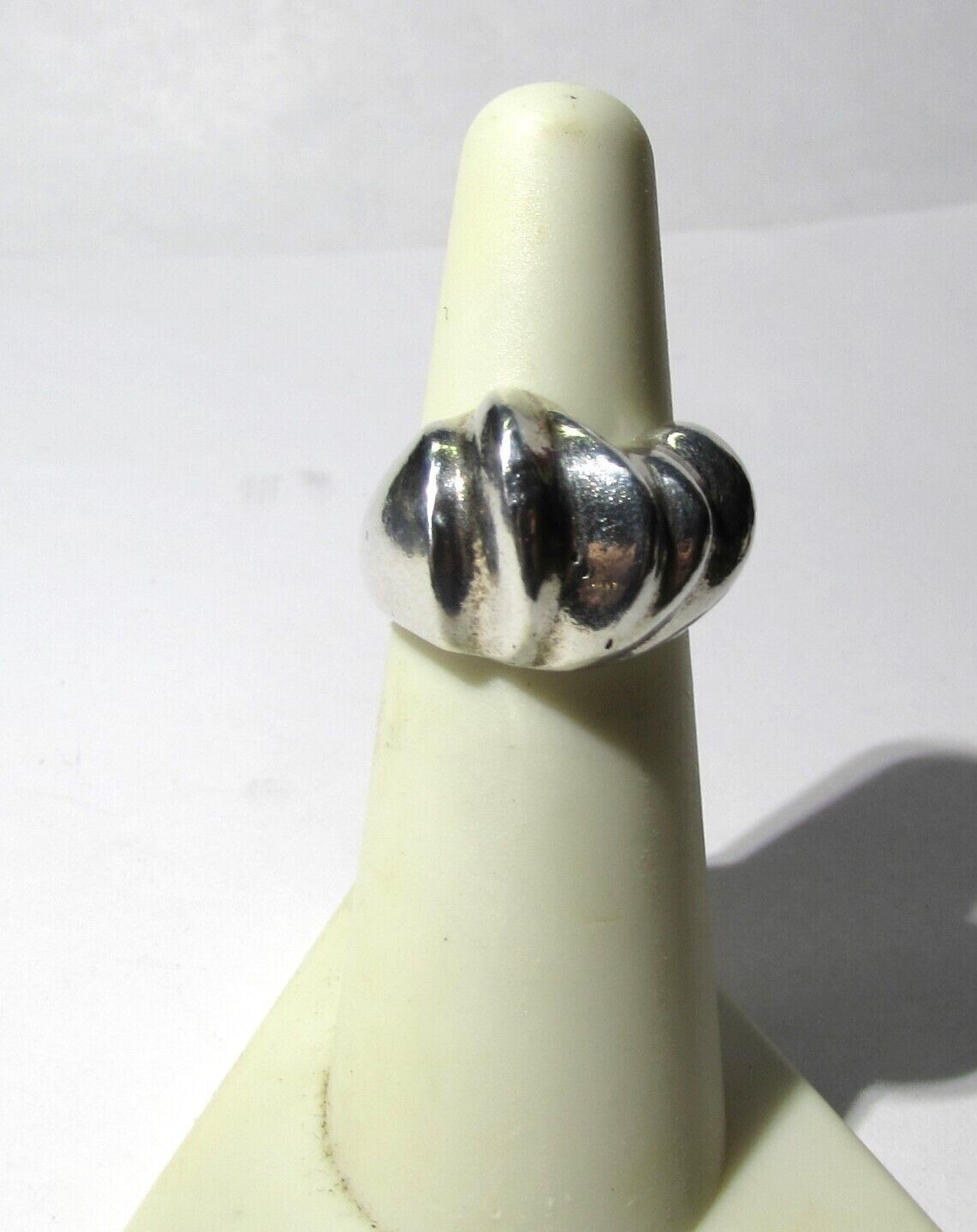 925 Sterling Silver Ruffled Statement Ring sz 5.7… - image 3