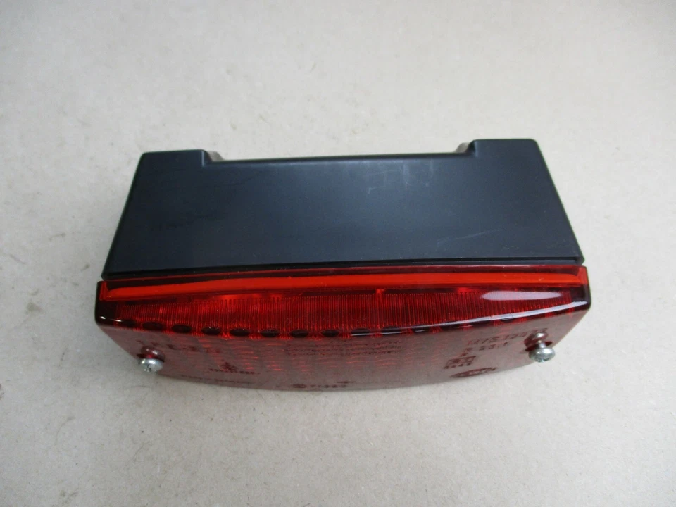 Opel Corsa A Manta Ascona B C Rekord D rear fog light fog tail light New - Image 4 of 4