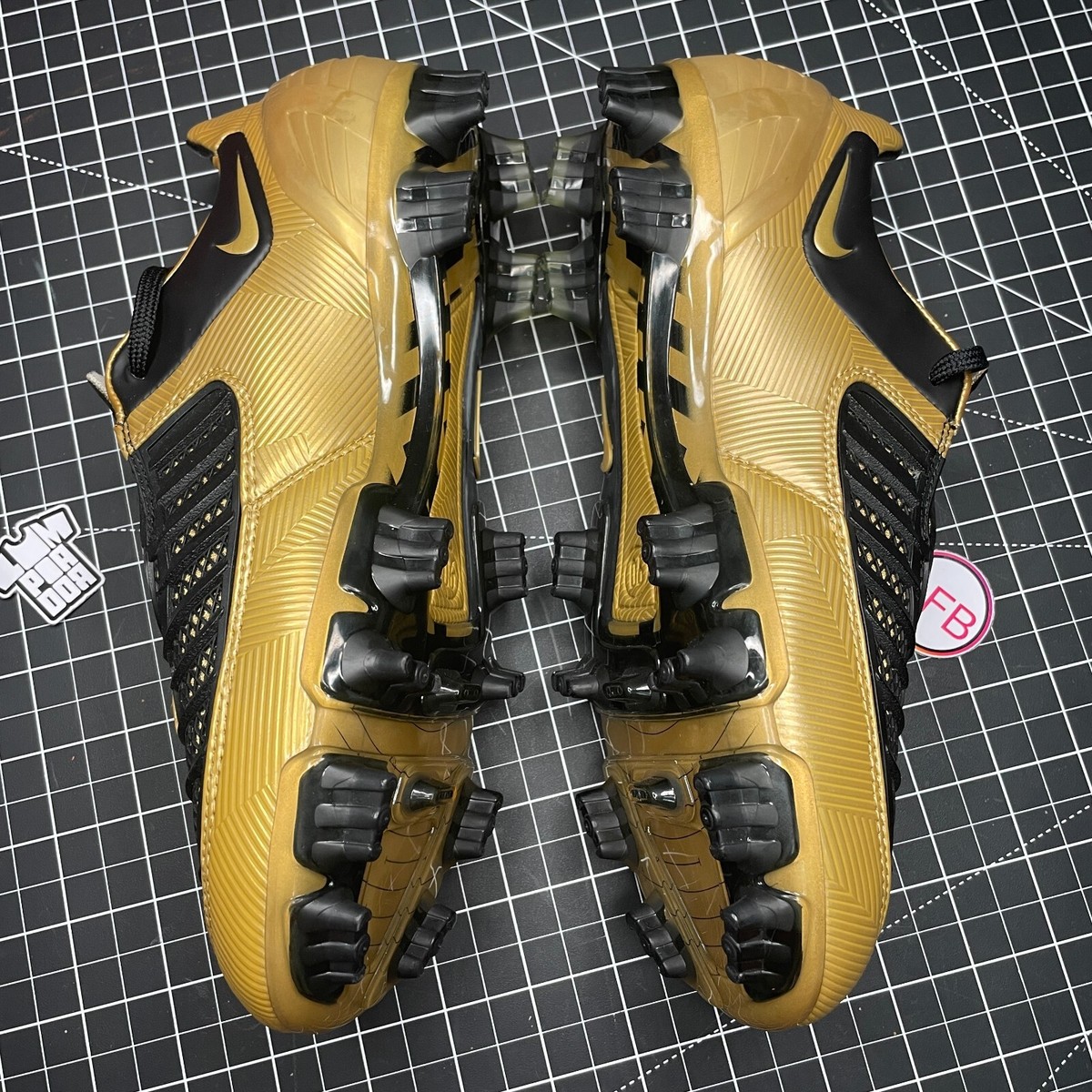 🟡 2008 Nike Total 90 Laser II FG 318793-701 - EU 42 • US 8.5 • UK