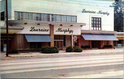 Street View Lauraine Murphy Restaurant Front Entrance Manhasset NY Postcard UNP