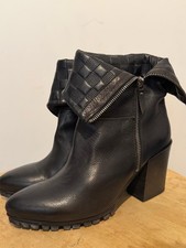 Vic Matie Stiefeletten Stiefel Schuhe Gr. 39 schwarz Echleder Neuwertig