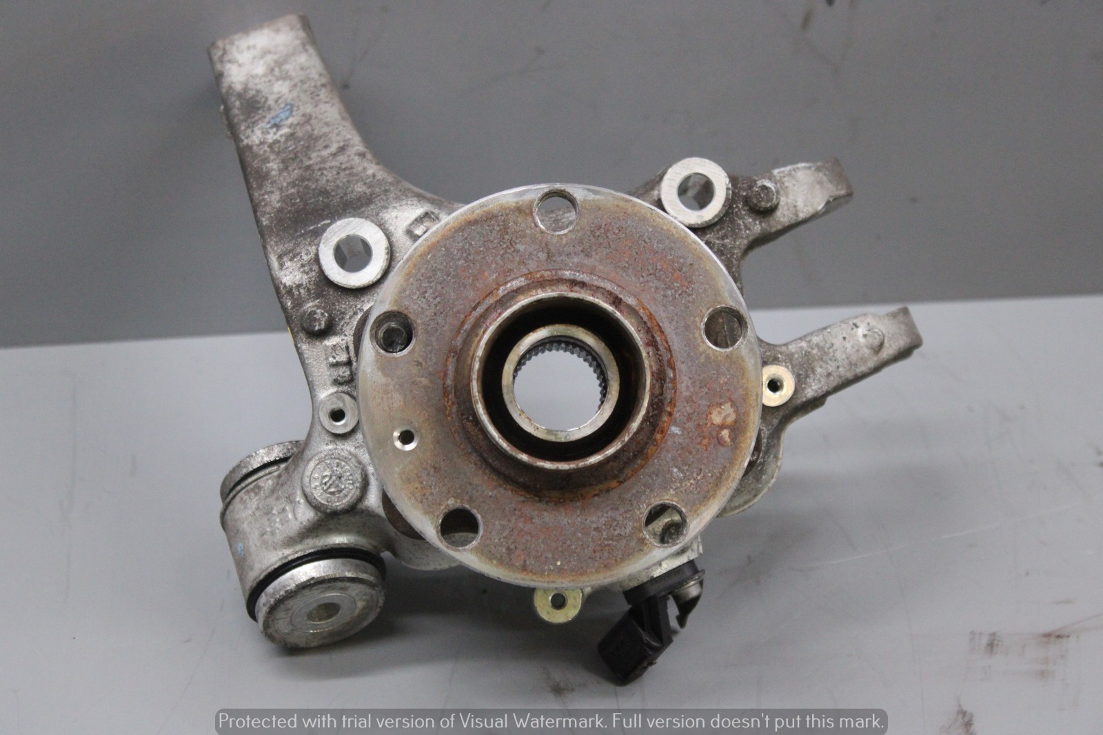 Bentley Continental GT 2003-2013 Rear Right Steering knuckle