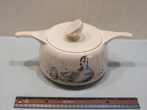 Vintage 1950s-60s Red Wing Pottery Beige Speckled Bob White Quail Soup Tureen