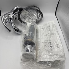 Delta Classic polished Chrome Centerset Lavatory Faucet - 520-DST