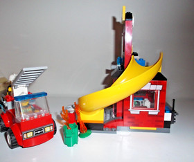 Lego 10671 Juniors Fire Emergency Station 100% Complete- No Instructions Or Box