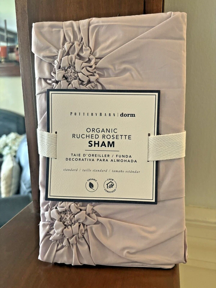 Almohada Pottery Barn vacaciones floral Peter Rabbit princesa rosa púrpura Disney h Foto 2 de 4