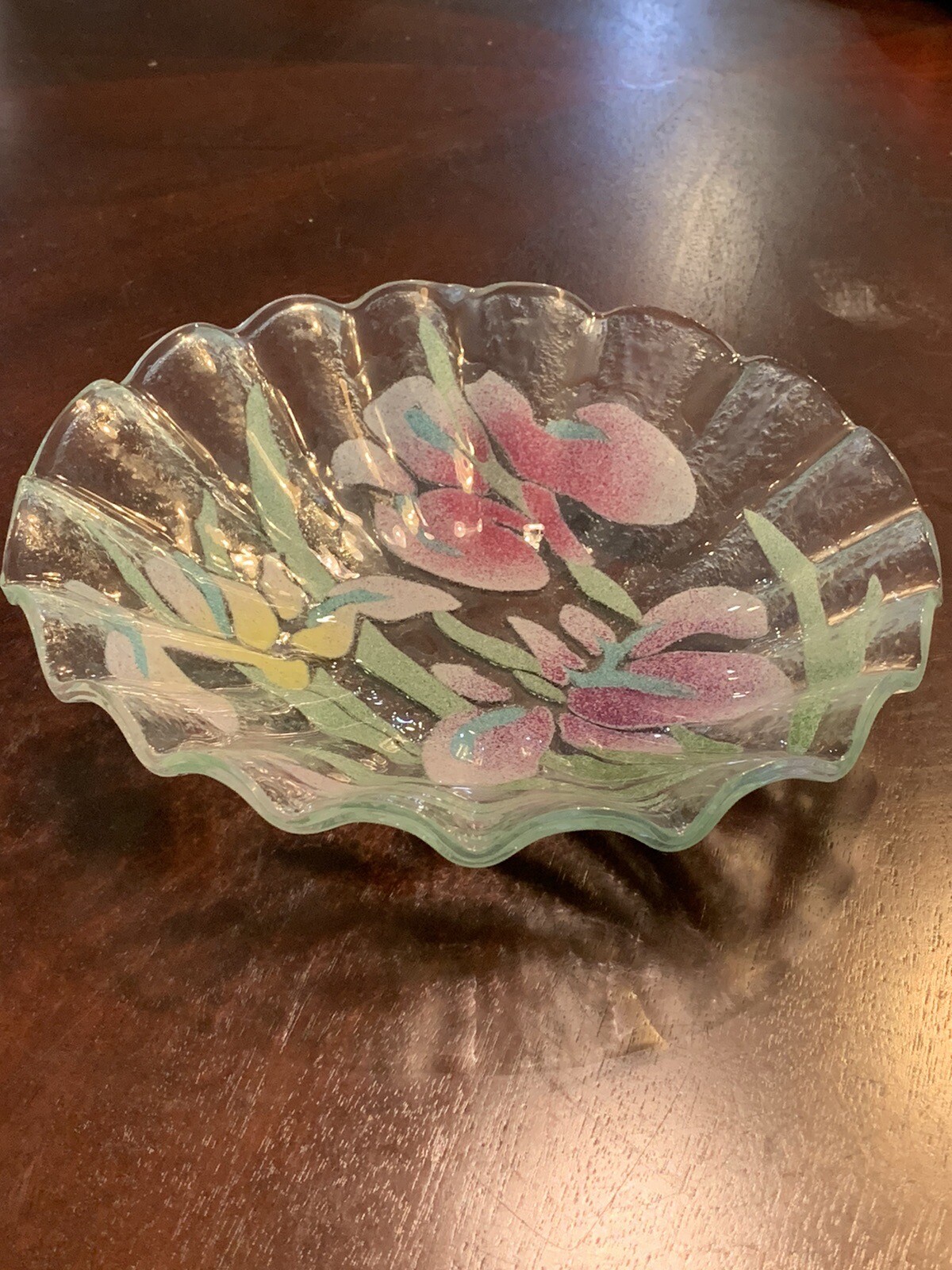 Sydenstricker Art Glass Bowl Pink Purple Yellow Flowers Ruffled Edge 8
