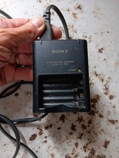 Genuine Sony NiMH Battery Charger For AA Or AAA Model BC-CS1 With Cord Black