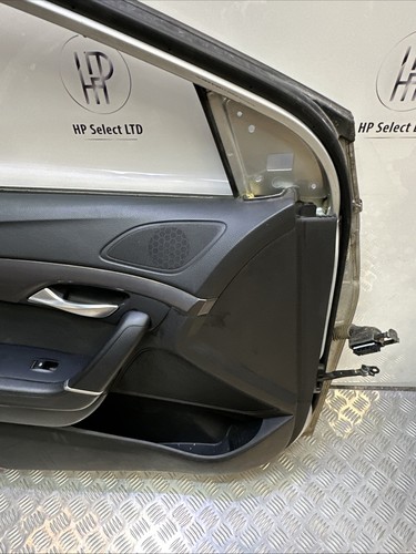 HYUNDAI I40 FRONT LEFT PASSENGER SIDE IN SILVER N3S COMPLETED DOOR 2016 ESTATE - Picture 13 of 19
