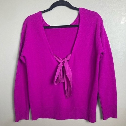 Trina Turk sweater medium NWT cashmere bow pink scoop barbiecore feminine - Picture 3 of 12