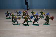 Starlux Knights - Lot of 14 Figures