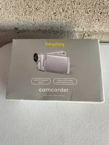 8MP Camcorder - heyday Silver: Built-In Microphone, 512GB Storage, 2.7K Video