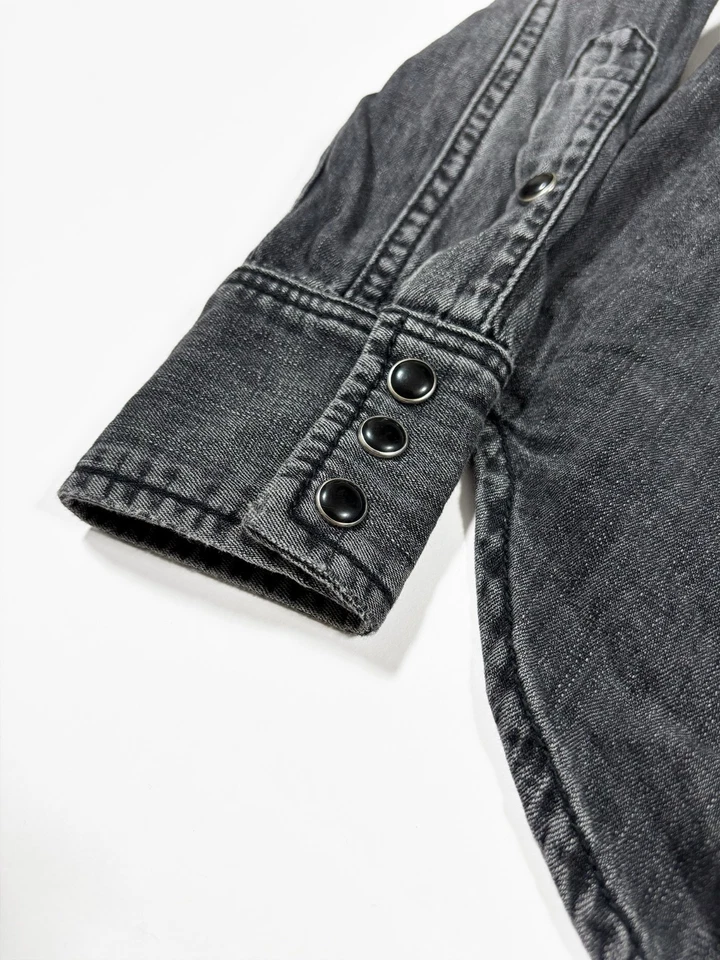 Camisa vaquera Saint Laurent Western gris desteñida talla S Foto 4 de 4