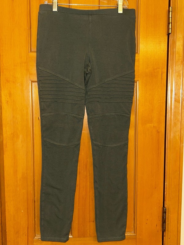 Girls' Size XL (14/16) Art Class Green Leggings