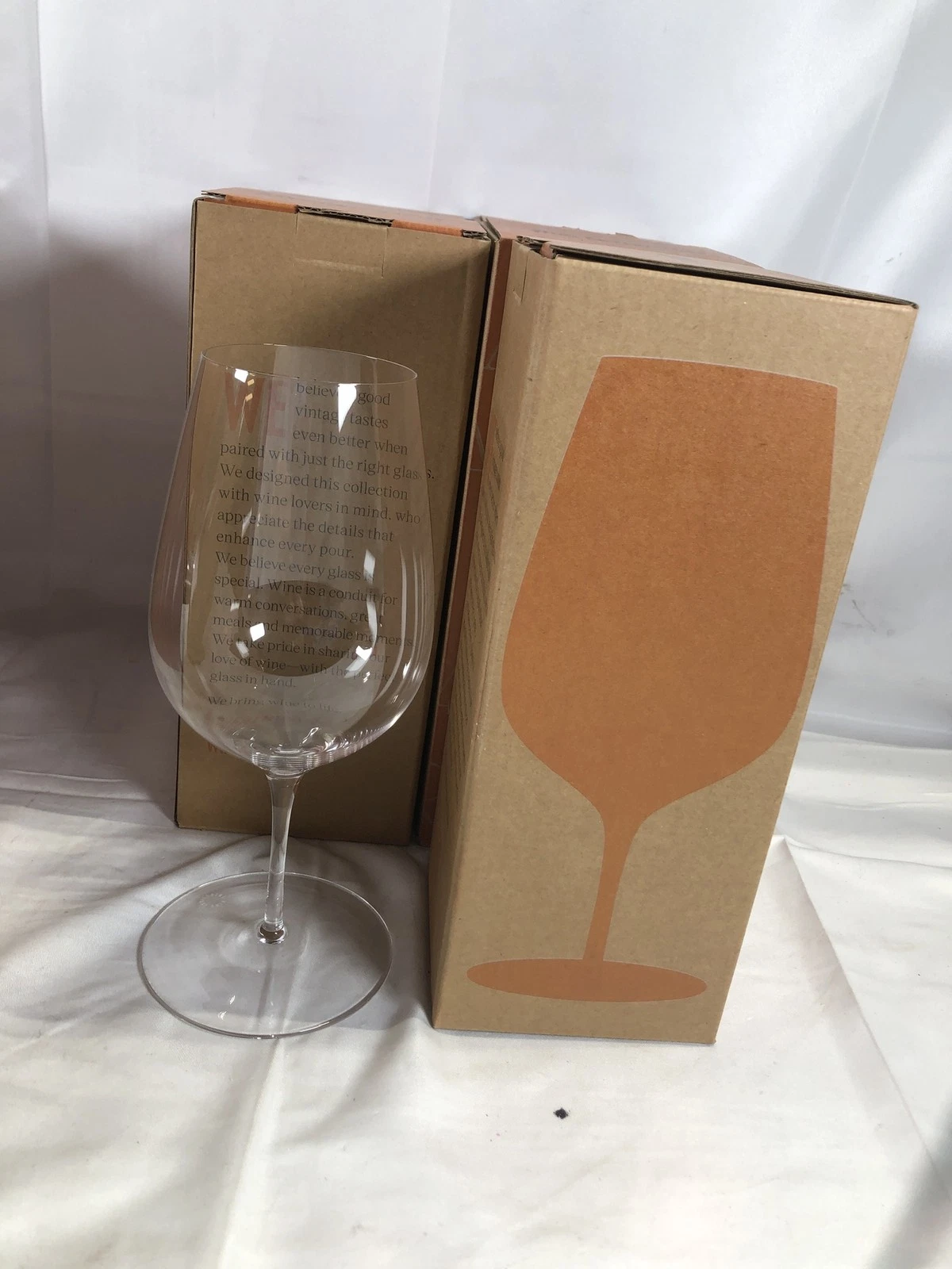 Wine Enthusiast Aria Universal Stem Wine Glass - Thumbnail 4