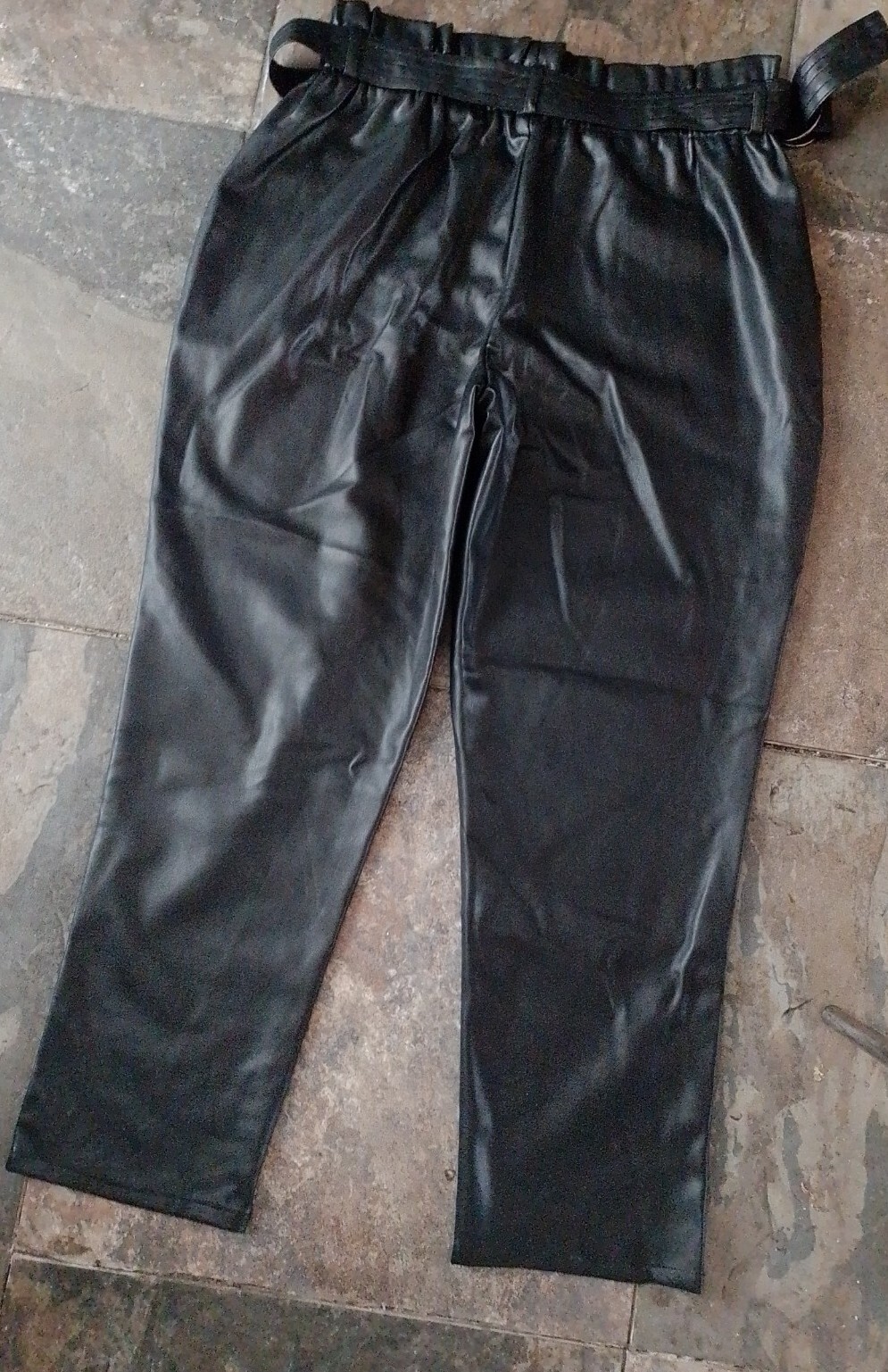 Picture 3 of 5