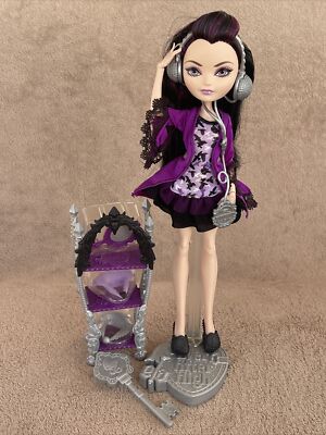 Ever After High Puppe - Rabenkönigin Getting Fairest Komplett