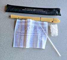 Mr. Everybody Soprano Recorder with Cleaning Rod  Zip Up Case
