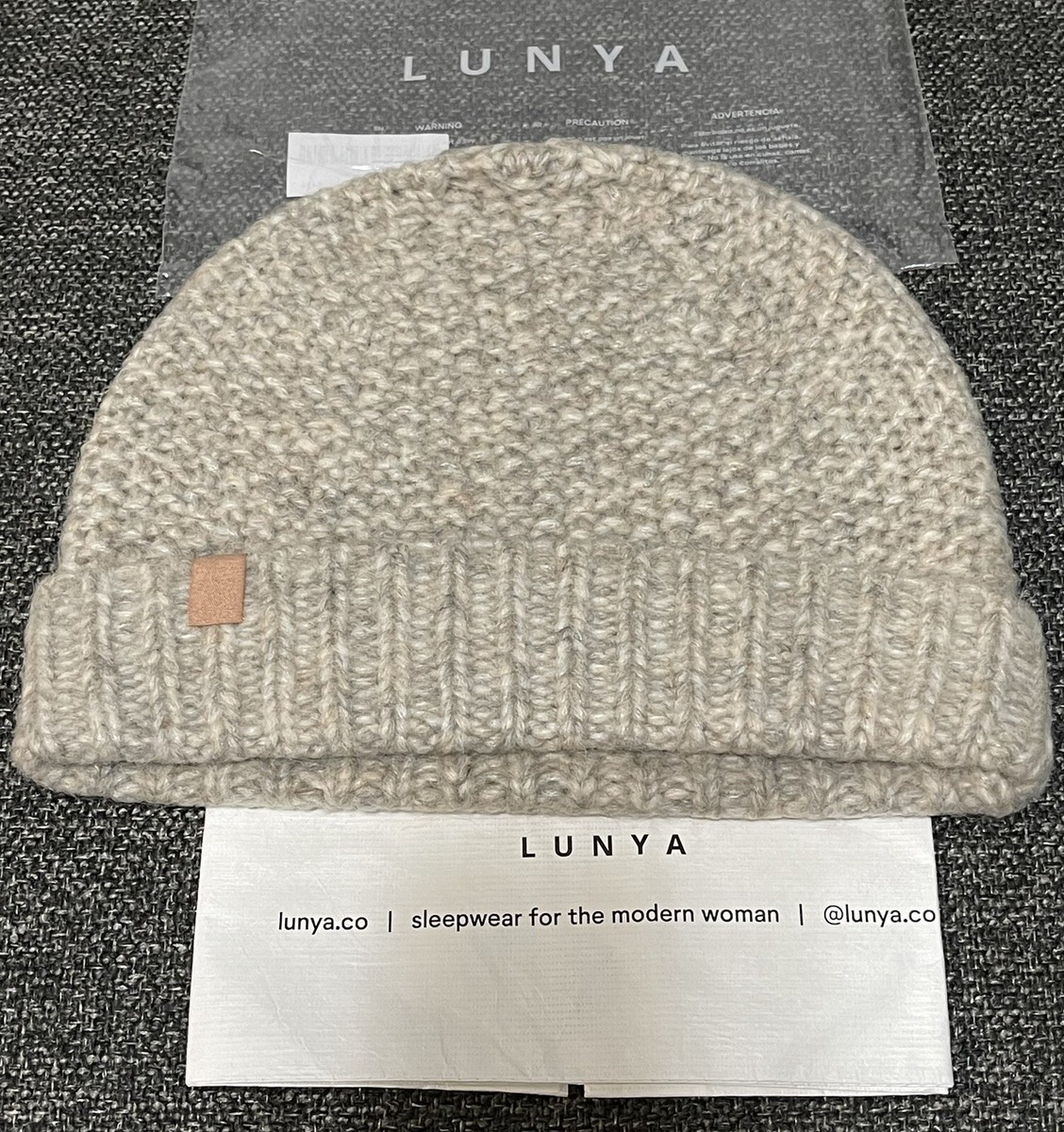 $98 NWT Lunya Chunky Alpaca Wool Beanie Hat Stone Gray | eBay display picture 1