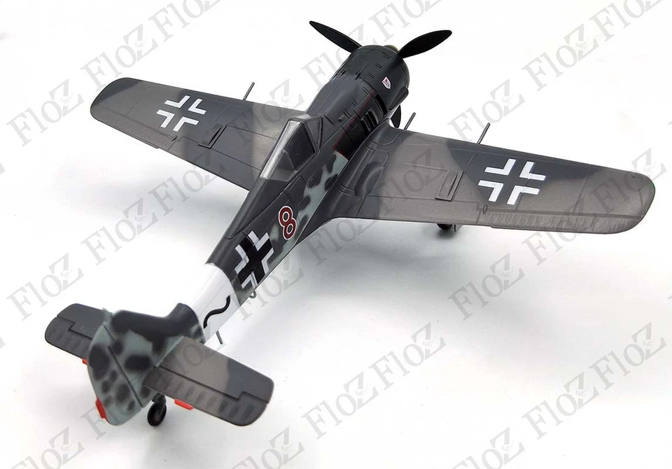 Fw190 A-8 Red 8 IV JG3 Uffz Willi Maximowitz 1944 1/72 finished plane Easy model - Image 2 of 4