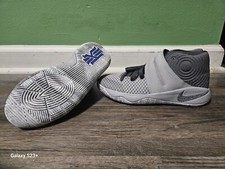 Talla 4.5 - Nike Kyrie 2 Omega - 819583-004!!!
