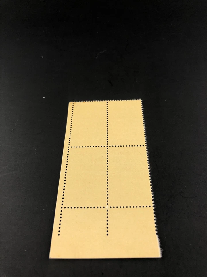 1975 Continental Army Militia Uniforms 10c Stamp Block of 4 Scott #1565-1568 - Image 4 of 4