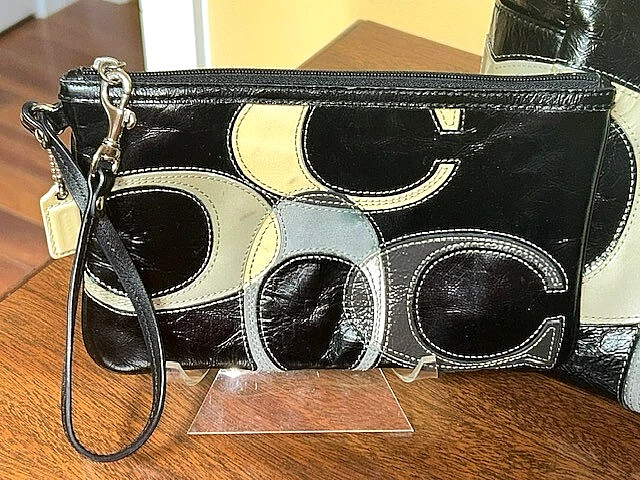 Coach XL WRISTLET Pelle Goffrata Firma C Design Edizione Limitata RARO