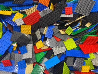 25 Assorted Lego Plates Lot: 4x4, 4x6, 4x8, 4x10, 6x6, 6x8, 6x10: mixed colors
