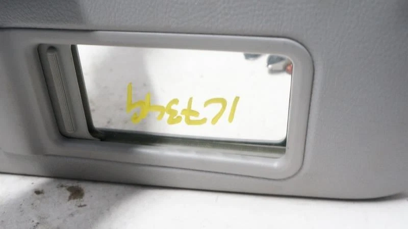 2011-2016 BMW 535i xDrive правосторонний пассажирский солнцезащитный козырек с зеркалом 51-16-7-248-860 - Изображение 3 из 4