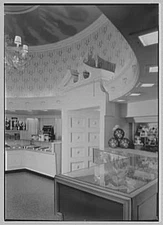 Huyler's, business at Church and Cortlandt St., New York City. Candy shop I