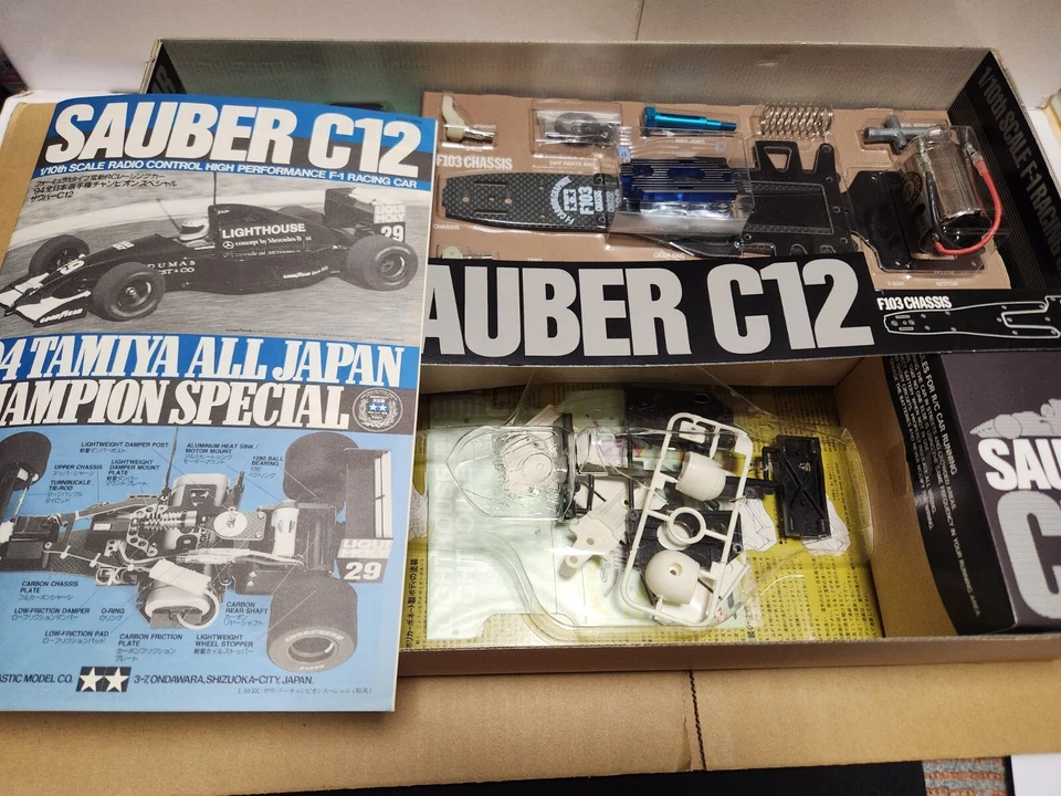 TAMIYA 49592 CLEAN C12 F103 JAPAN CHAMPION SPECIAL 1/10 - Immagine 3 di 4