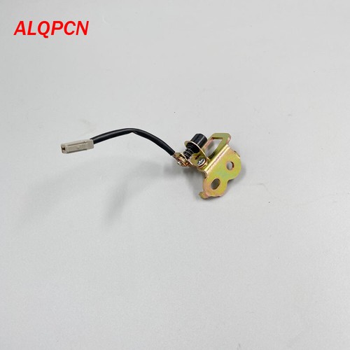 Z#4 TOYOTA AVALON CAMRY COROLLA TRUNK LATCH STRKER 64620-06010 , 64621