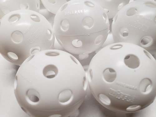 12 Official WIFFLE® Plastic Practice Poly Golf Balls - Picture 2 of 5
