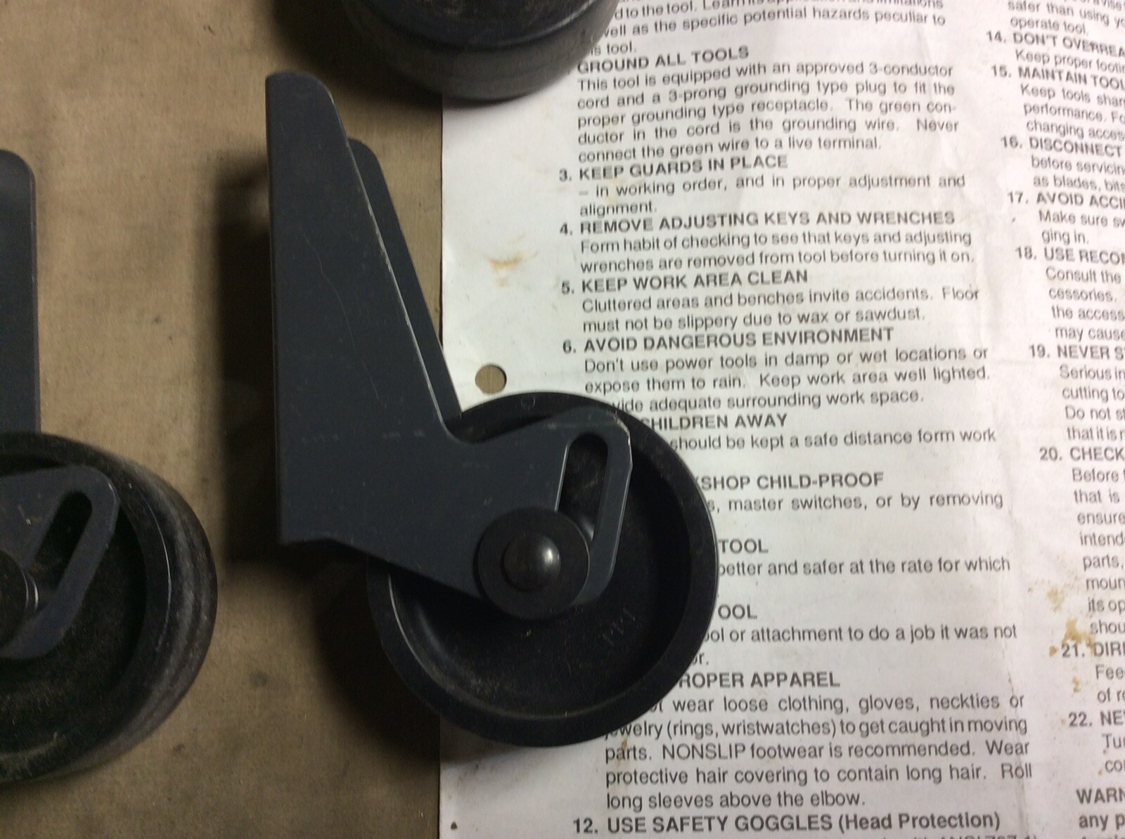 Craftsman 10" Table Saw Caster Wheel Set With Levers For 113 Series MINT COND eBay