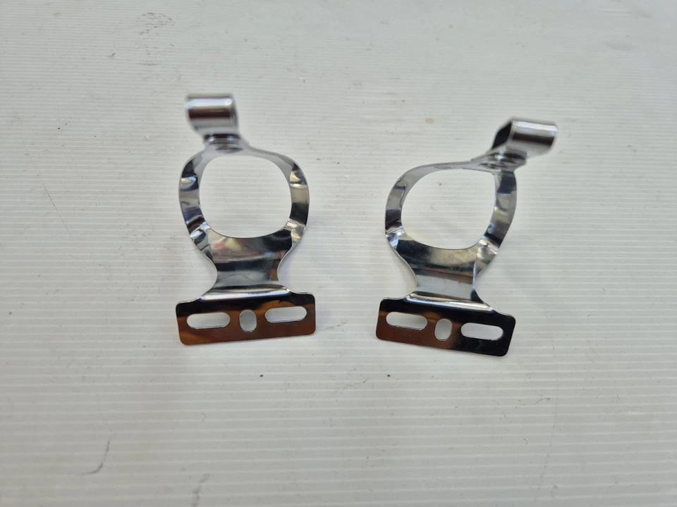 NOS Small Christophe Bike Pedal Toe Clips Chrome Made in France 2621837 - Image 3 of 4