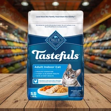 Blue Buffalo Tastefuls Indoor Adult Chicken & Brown Rice Dry Cat Food, 15 lb