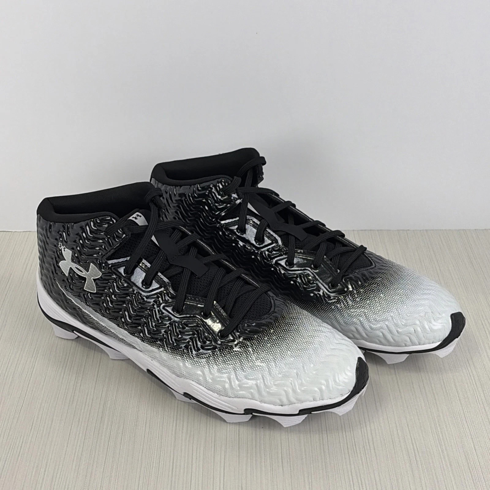 Under Armour Football Cleats Shoes Spotlight Hammer 3028207-001 Mens Size 8690₽