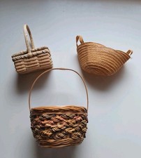 Lot of 3 Straw Wicker Woven Small Decorative Baskets