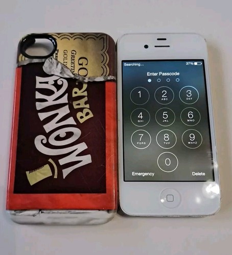 iPhone 4s A1387. Turns On. NO Passcode. No Cracks White. - Afbeelding 4 van 13