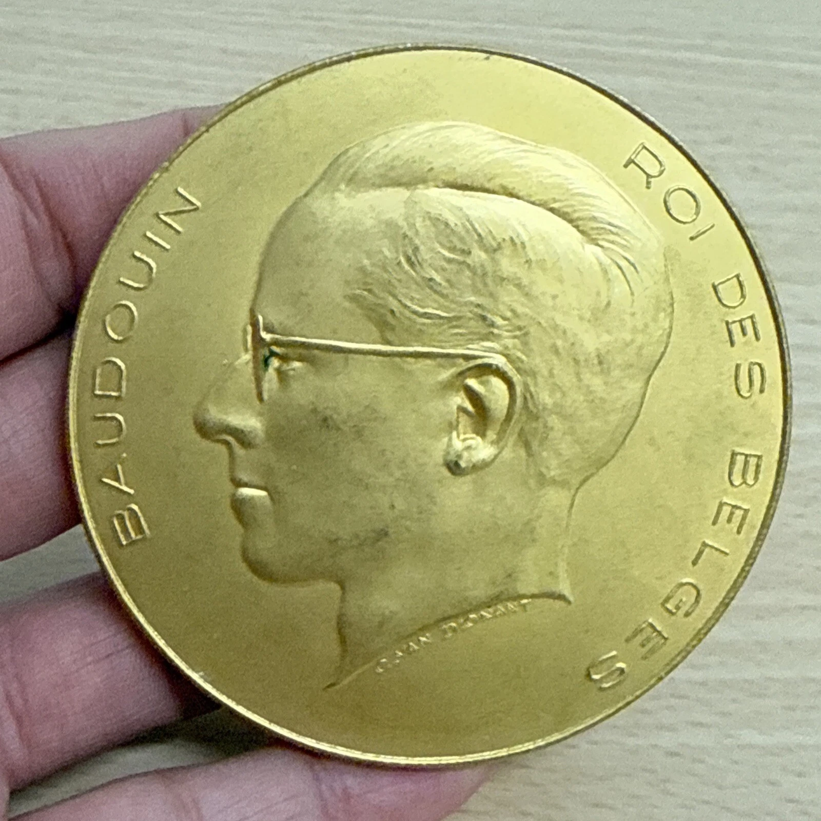 Médaille Baudouin Roi Des Belges Graveur C Van Dionant Poinçon Fish
