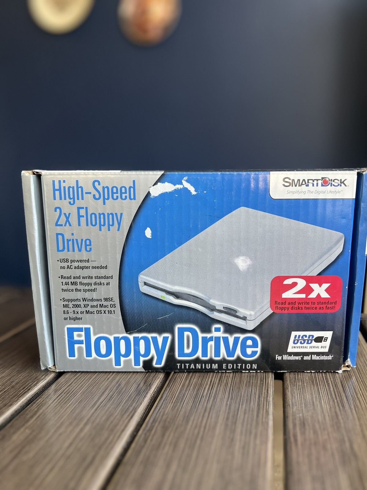 SmartDisk External USB Floppy Disk Drive Titanium Edition Windows or Mac