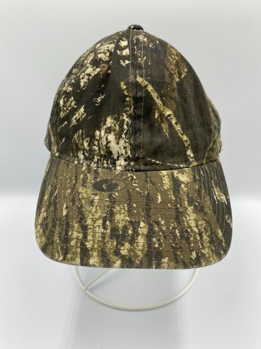Woodland Camo Hunting Fitted Hat Cap Size Large